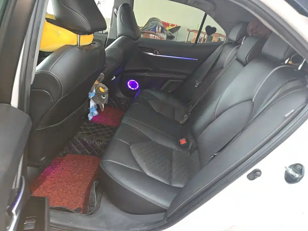 Toyota Camry — миниатюра 13