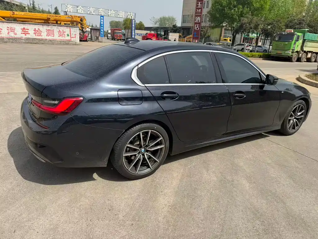 BMW 3 Series 3 2022 325Li M Sport