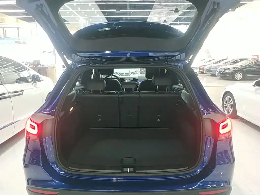 Mercedes-Benz GLA — миниатюра 19