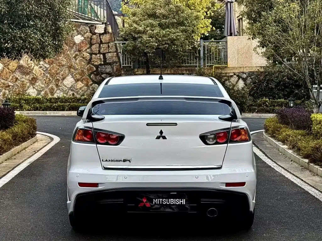 Mitsubishi Lancer EX Fashion Edition 1.8L CVT Luxury Type, фото 8