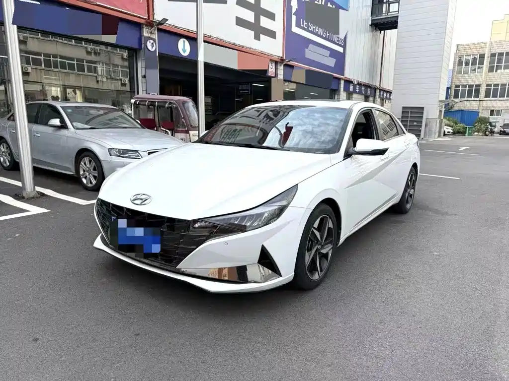 Hyundai Elantra — миниатюра 2