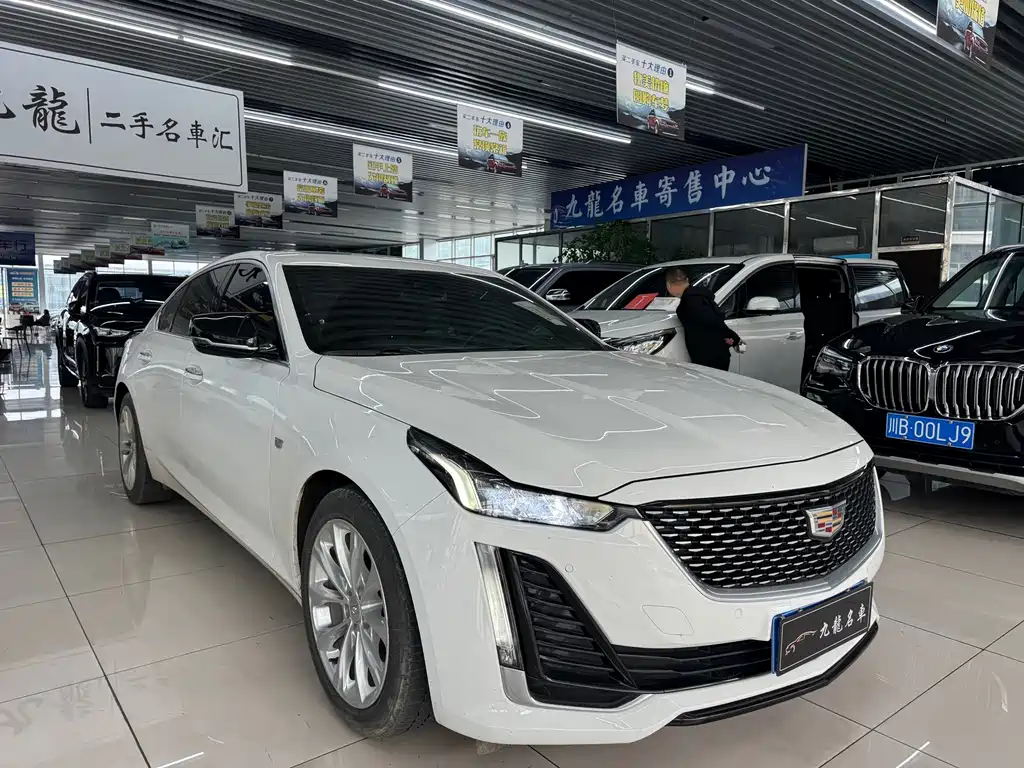 Cadillac CT5 — миниатюра 3