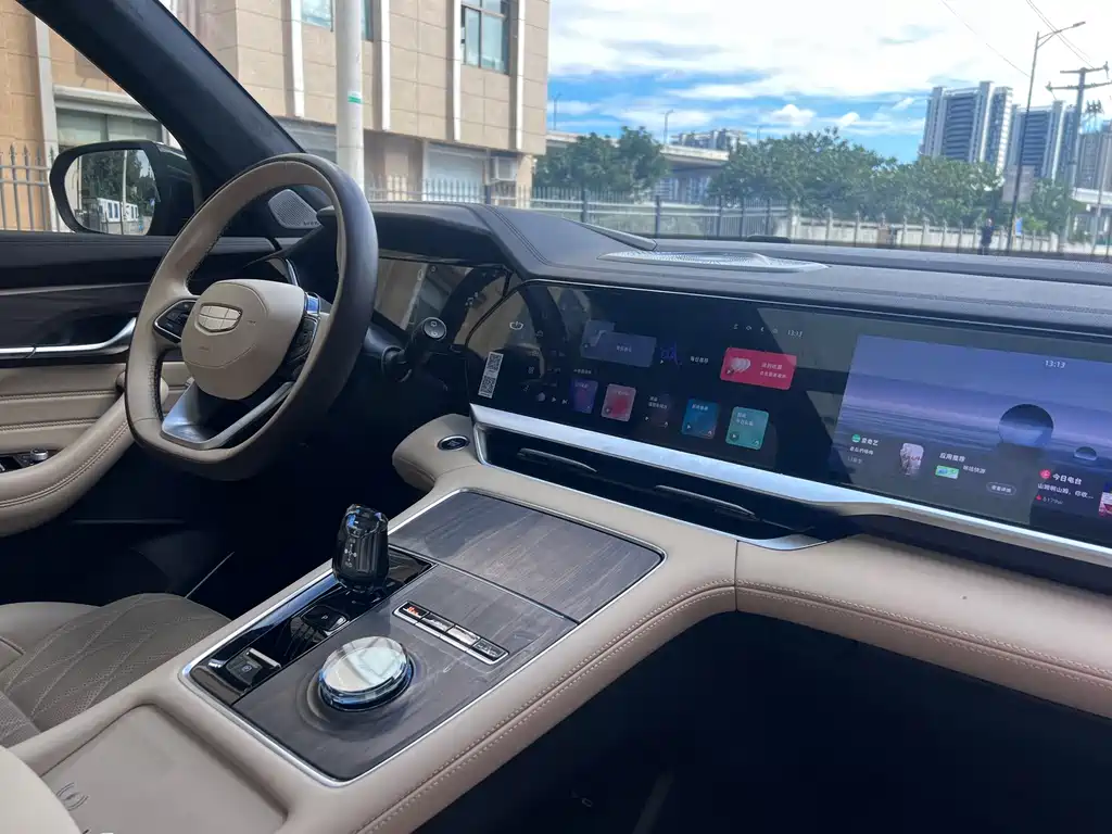 Geely Xingyue L — миниатюра 15