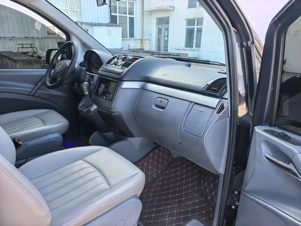 Mercedes-Benz Vito — миниатюра 8