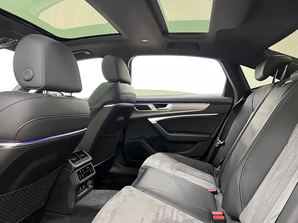 Audi A6L — миниатюра 18