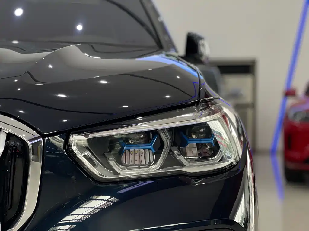 BMW X5 2022 xDrive 40Li M Sport