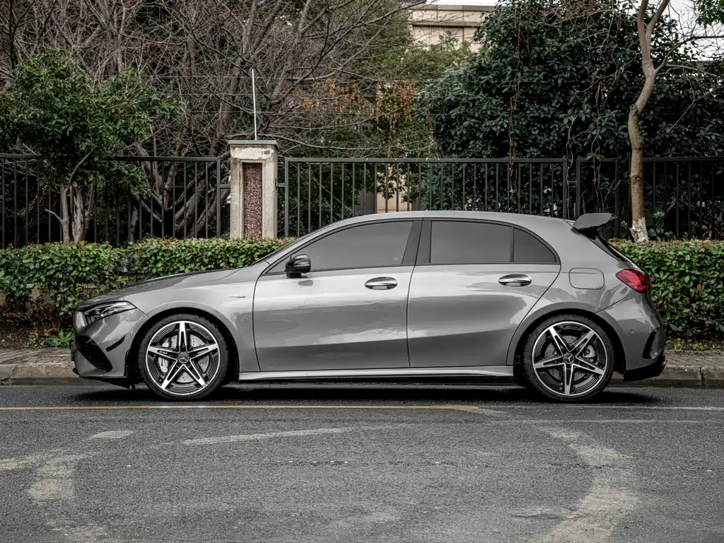 MERCEDES-BENZ A CLASS AMG