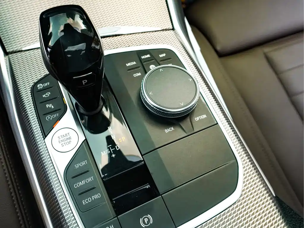 BMW 3 Series — миниатюра 14