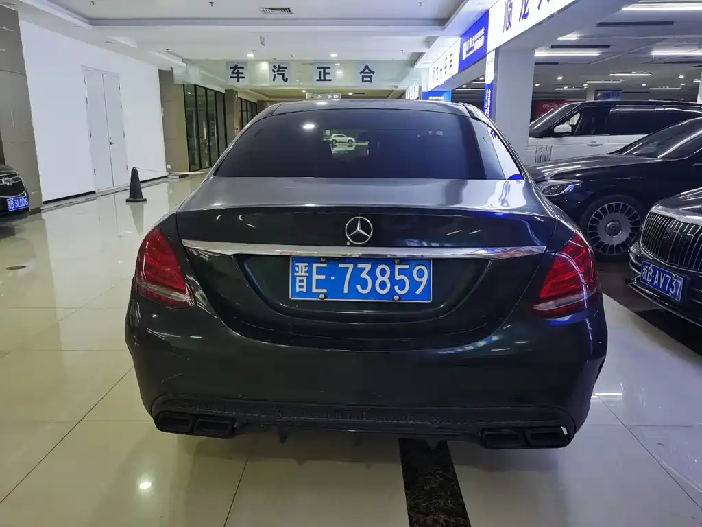 Mercedes-Benz C-Class — миниатюра 8