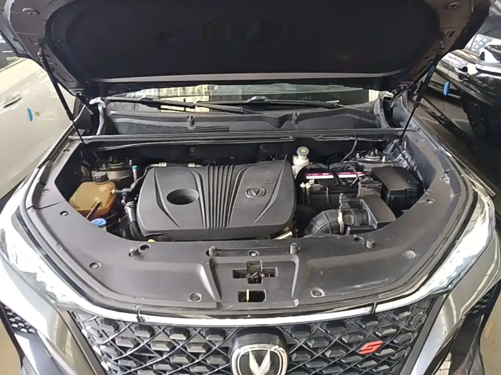 Changan Changan CS75PLUS — миниатюра 20
