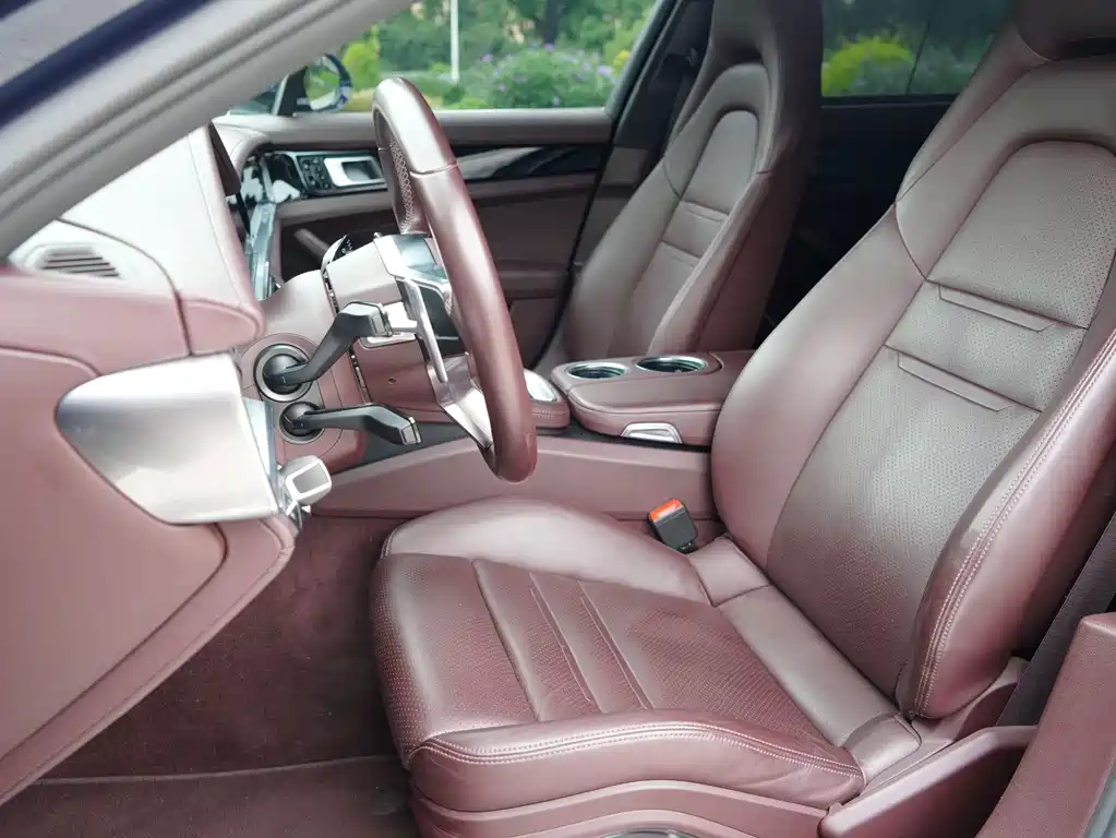 Porsche Panamera Hybrid — миниатюра 10