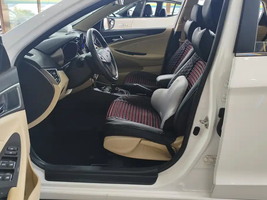 Changan Eado — миниатюра 9