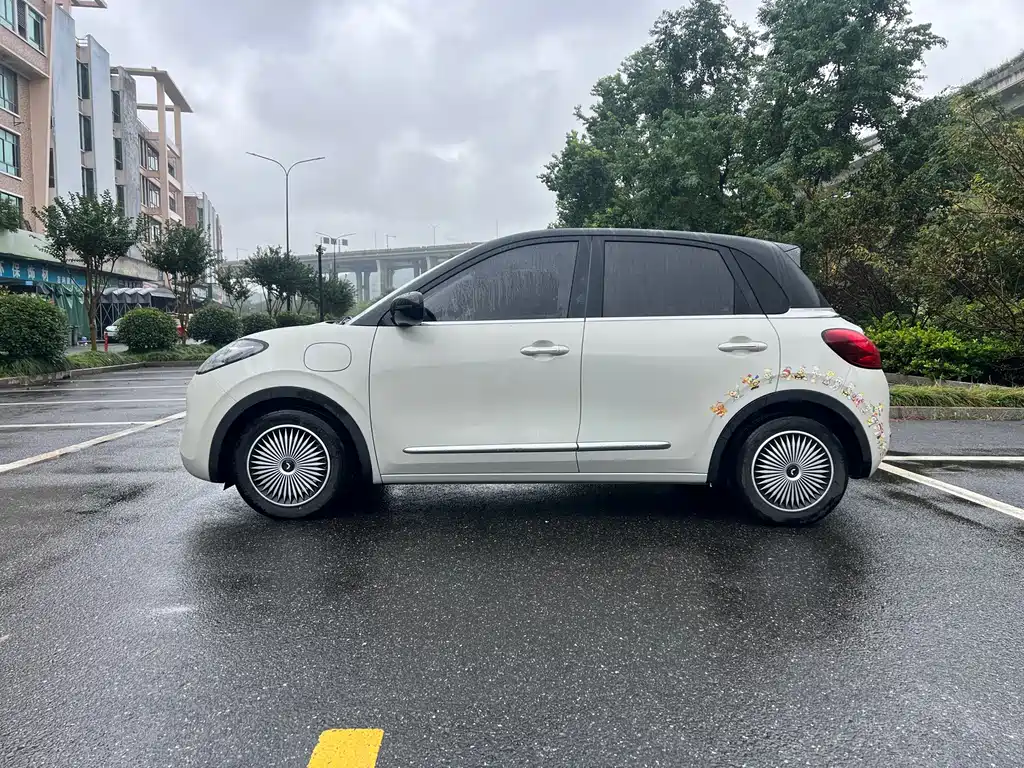 Wuling Bingo — миниатюра 4