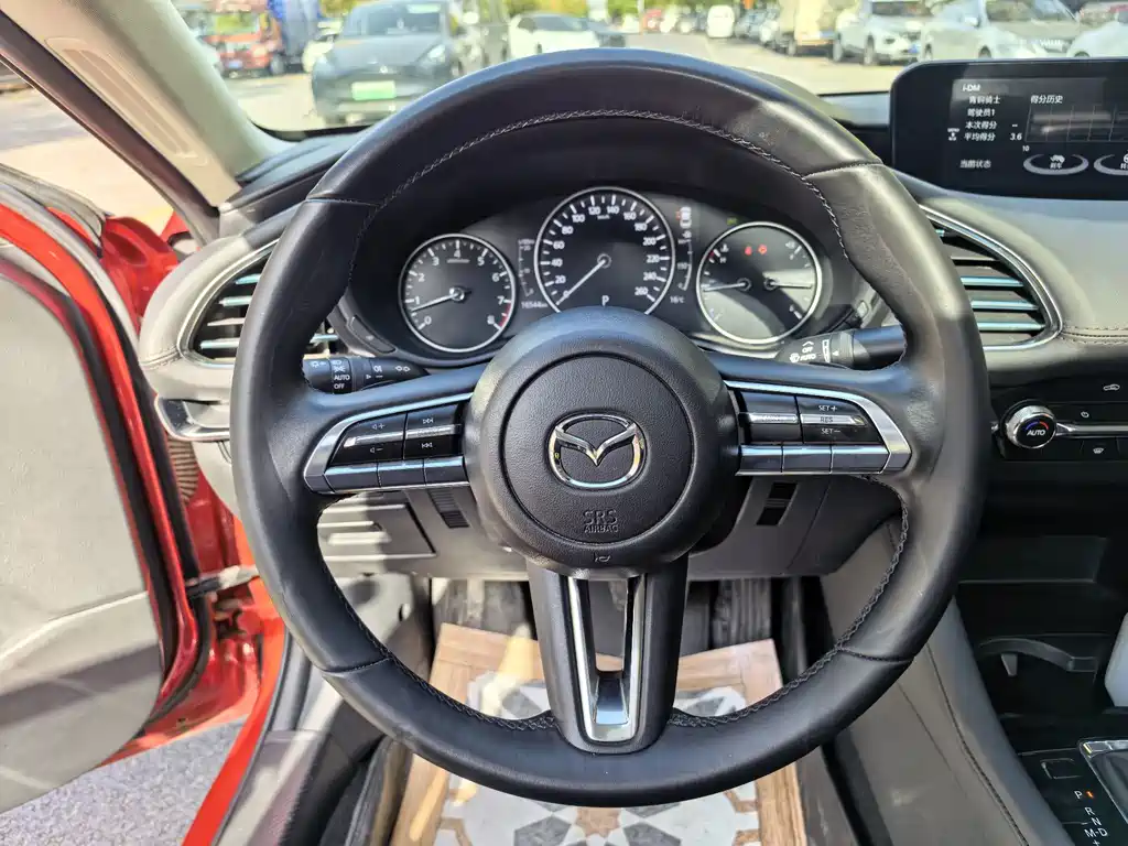 Mazda 3 Axela — миниатюра 9
