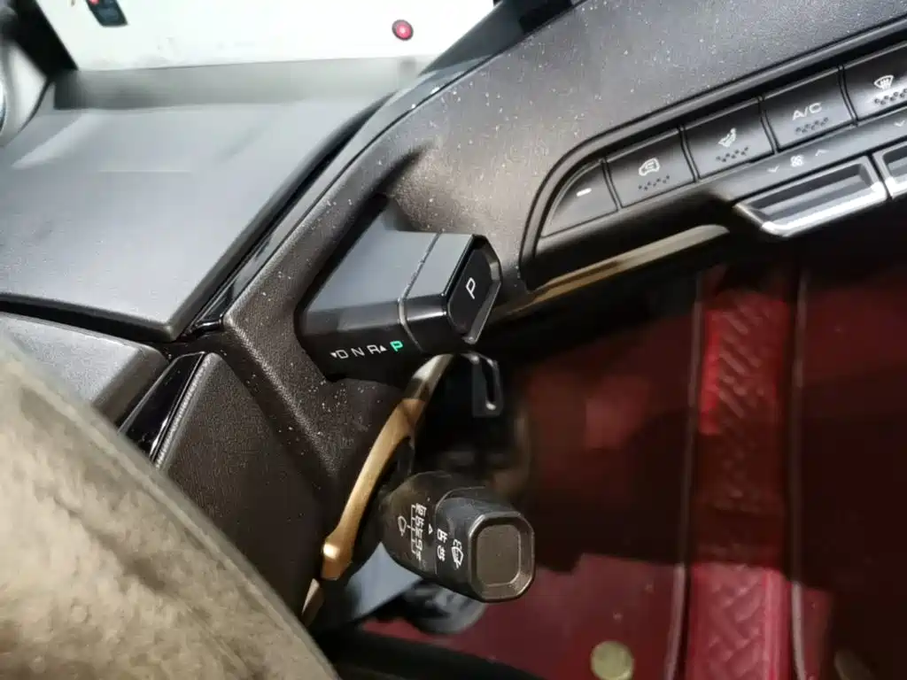 Baojun KiWi EV — миниатюра 14
