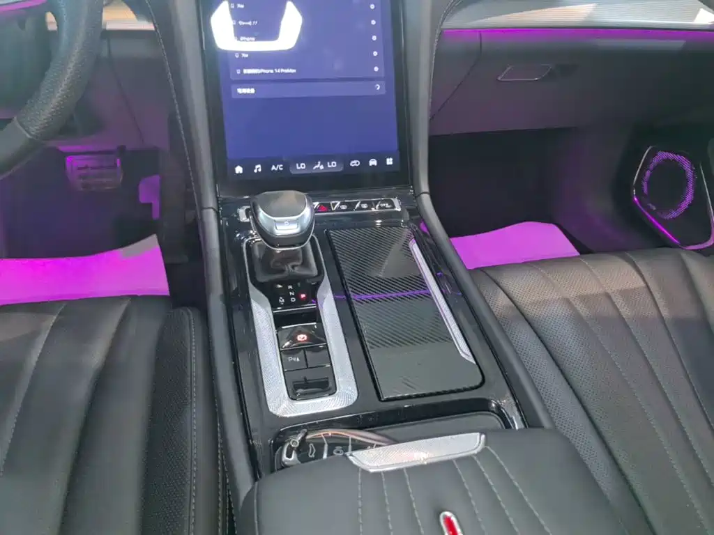 Hongqi Hongqi H5 — миниатюра 14