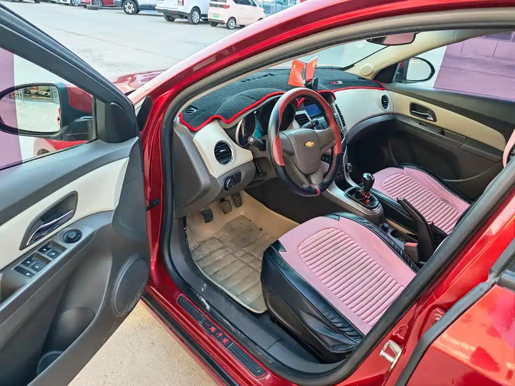 Chevrolet Cruze — миниатюра 6