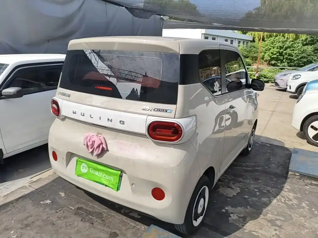 Wuling MINIEV — миниатюра 7