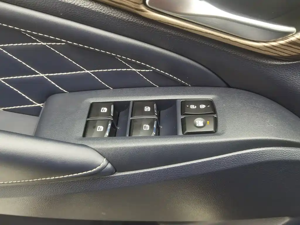 GAC Motor Trumpchi M8 — миниатюра 9