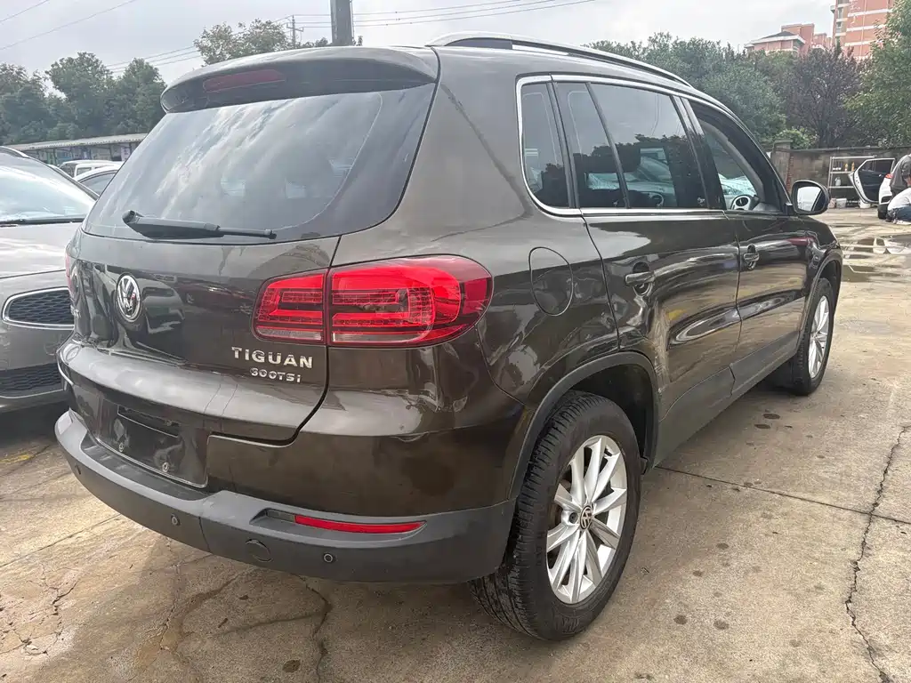 Volkswagen Tiguan — миниатюра 9