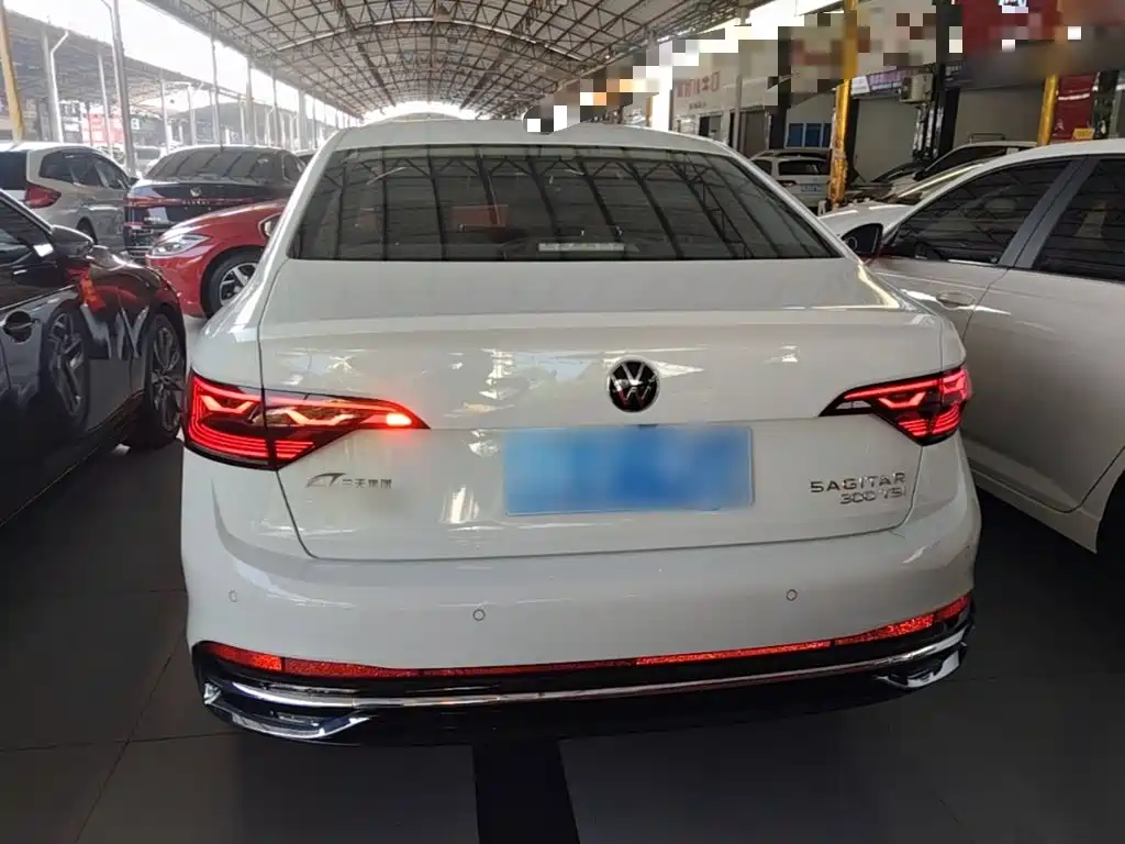 Volkswagen Sagitar — миниатюра 6