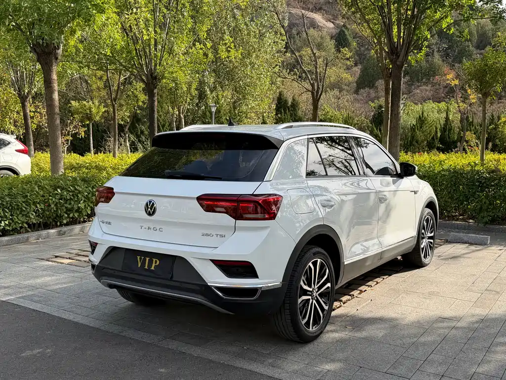 Volkswagen T-Roc — миниатюра 13