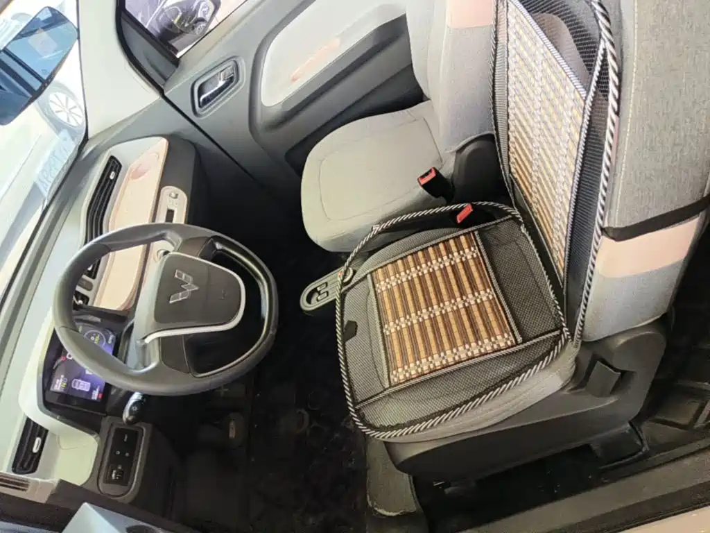 Wuling MINIEV — миниатюра 15