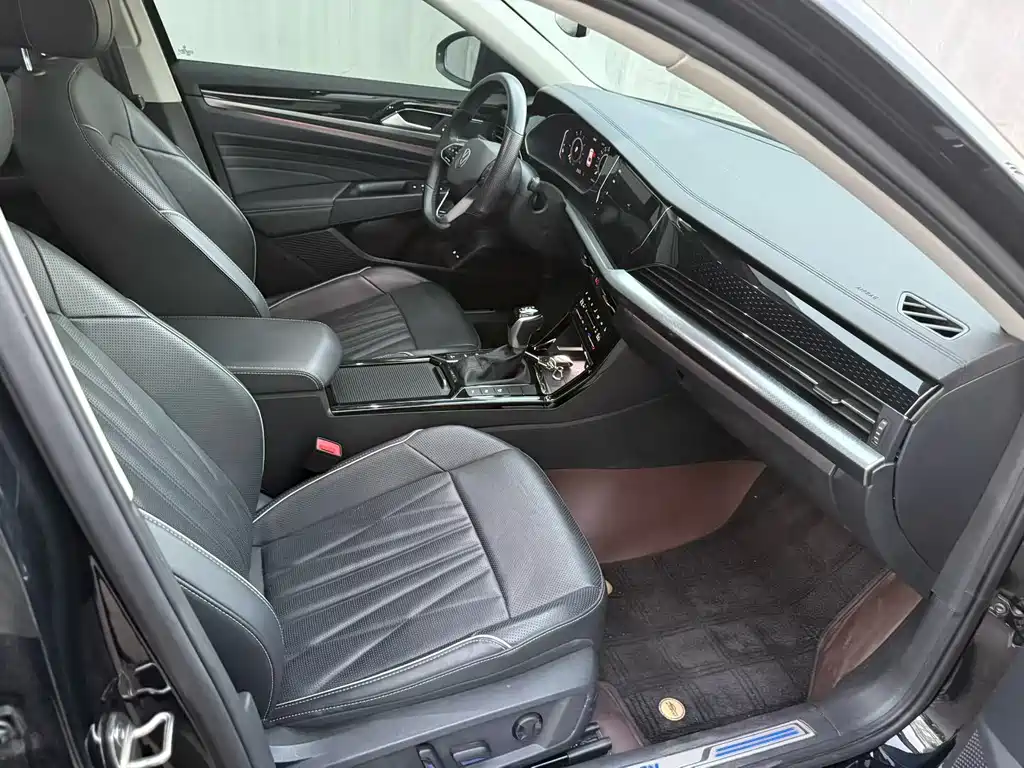 Volkswagen 帕萨特插电混动 — миниатюра 6