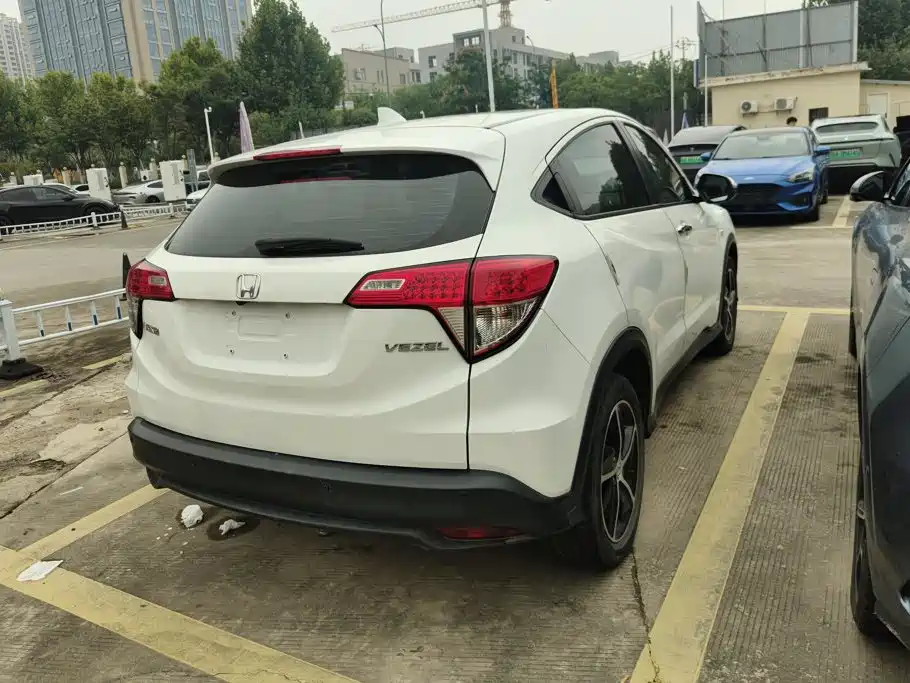 Honda Vezel — миниатюра 3