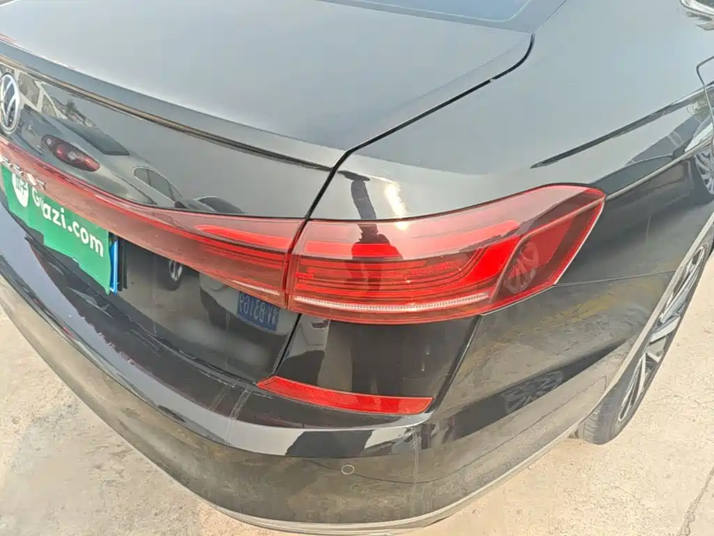 Volkswagen Passat — миниатюра 8