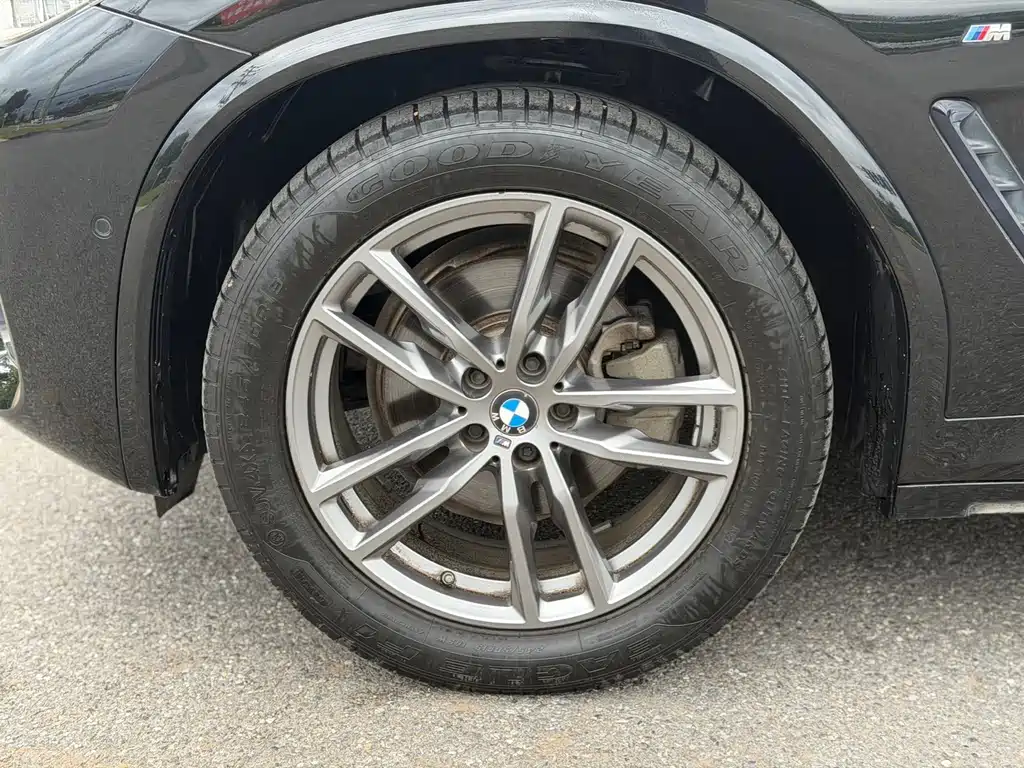 BMW X3 — миниатюра 15