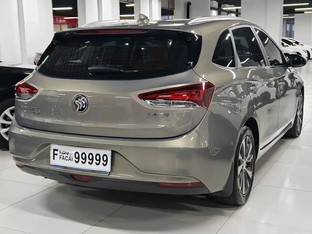 Buick Excelle — миниатюра 3