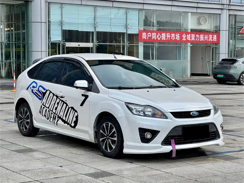 Ford Focus — миниатюра 3