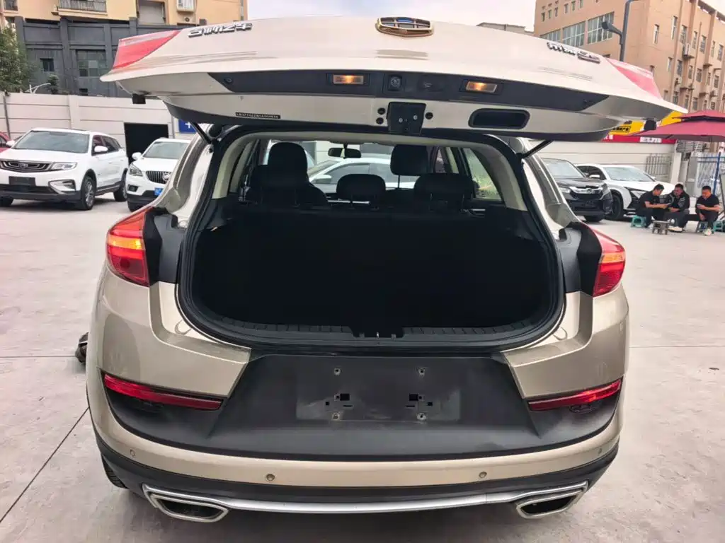 Geely Emgrand GS — миниатюра 19