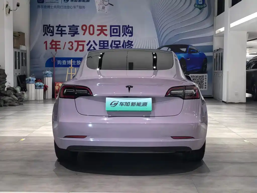 Tesla Model 3 — миниатюра 8