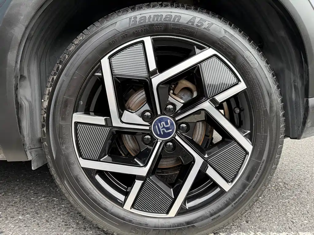 BYD Yuan Plus — миниатюра 9