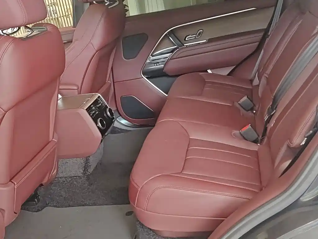 Land Rover Range Rover — миниатюра 10