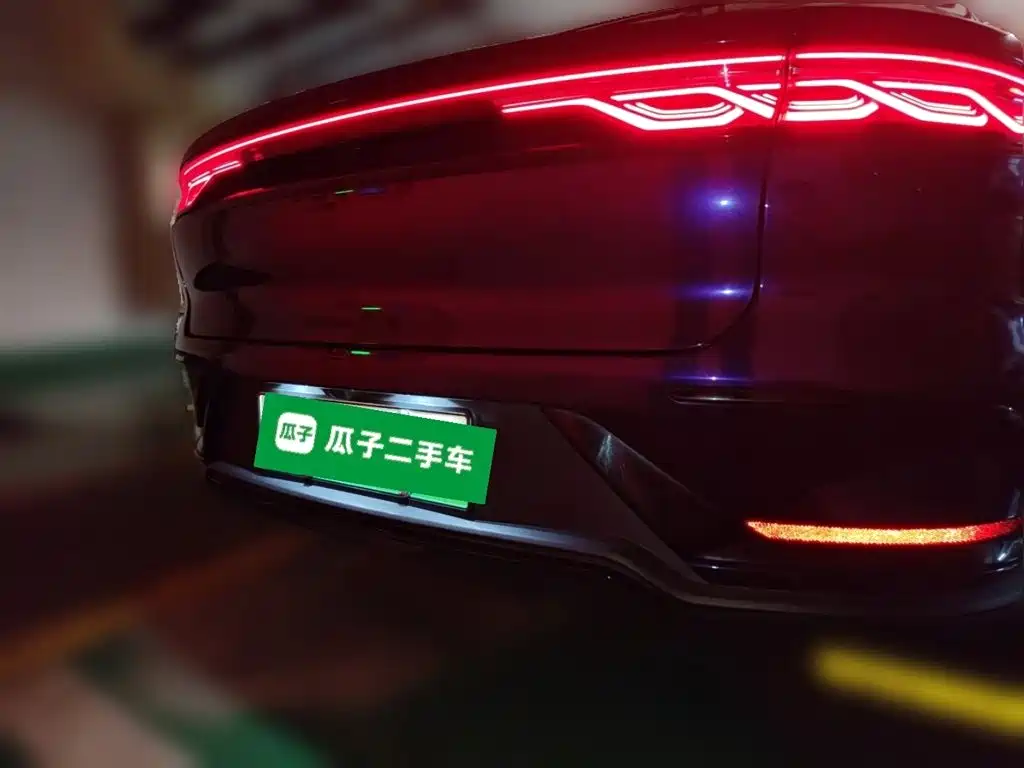 BYD Han — миниатюра 5