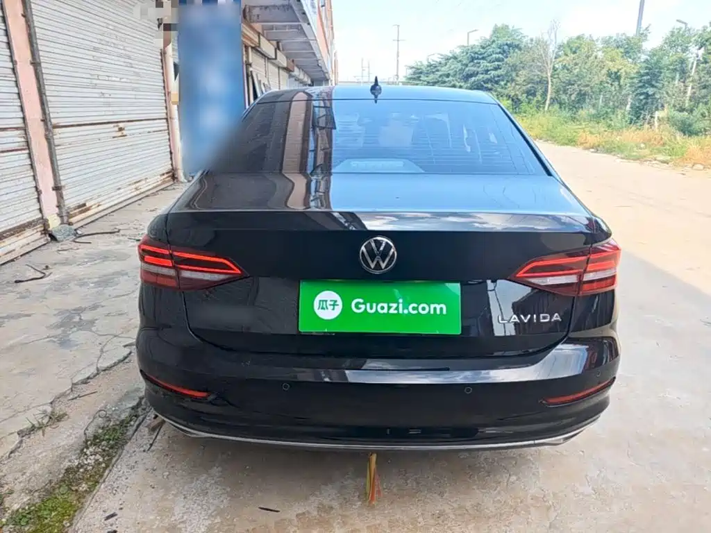 Volkswagen Lavida — миниатюра 6