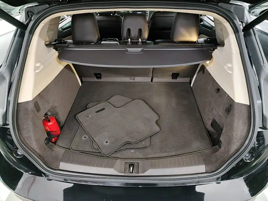 Lincoln MKC — миниатюра 19