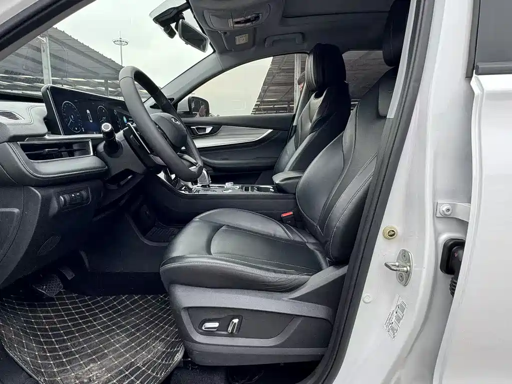 Chery Tiggo 8 PLUS — миниатюра 5