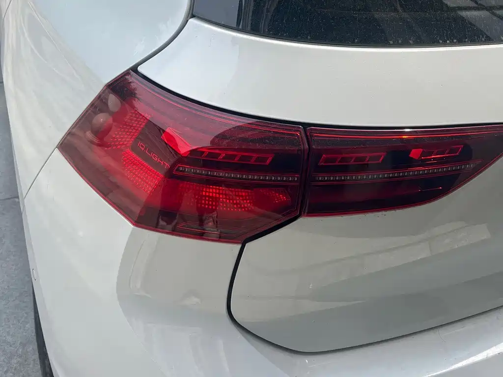 Volkswagen Golf — миниатюра 6