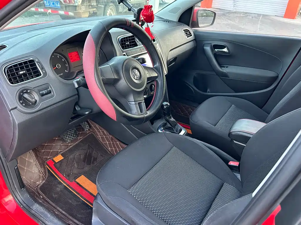 Volkswagen Polo — миниатюра 9