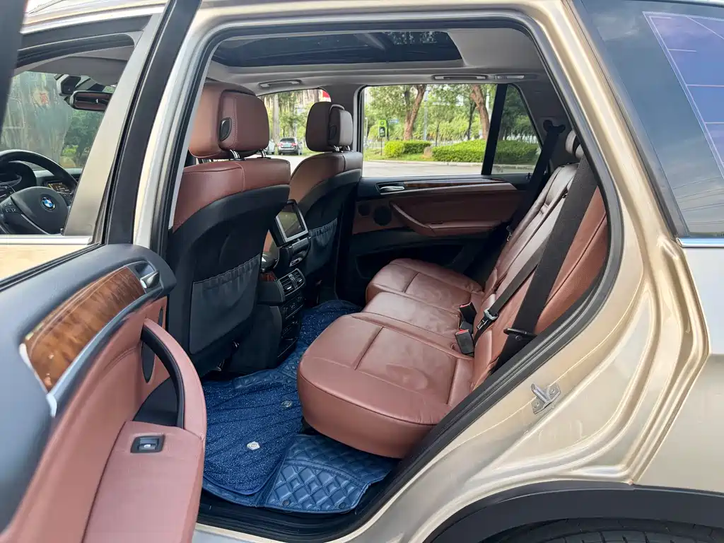 BMW X5 (Import) — миниатюра 18