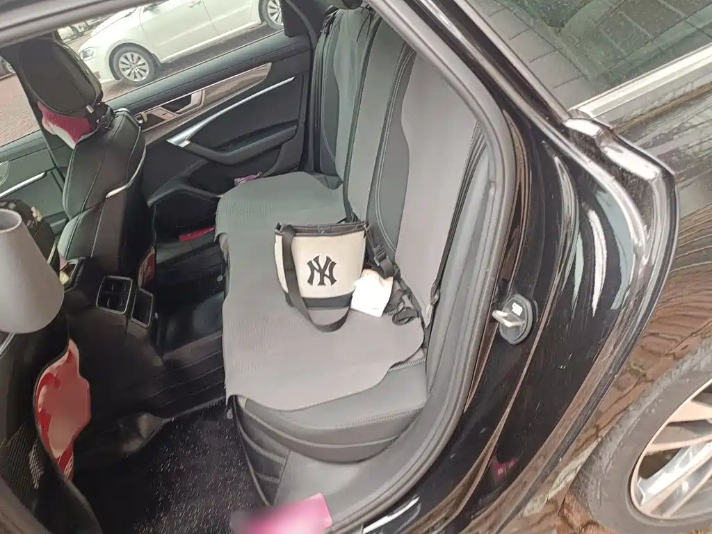Audi A6L — миниатюра 15