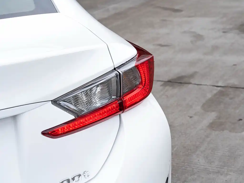 Lexus RC — миниатюра 7