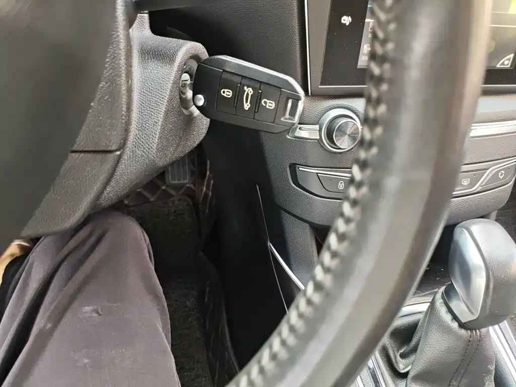 Peugeot 408 — миниатюра 9