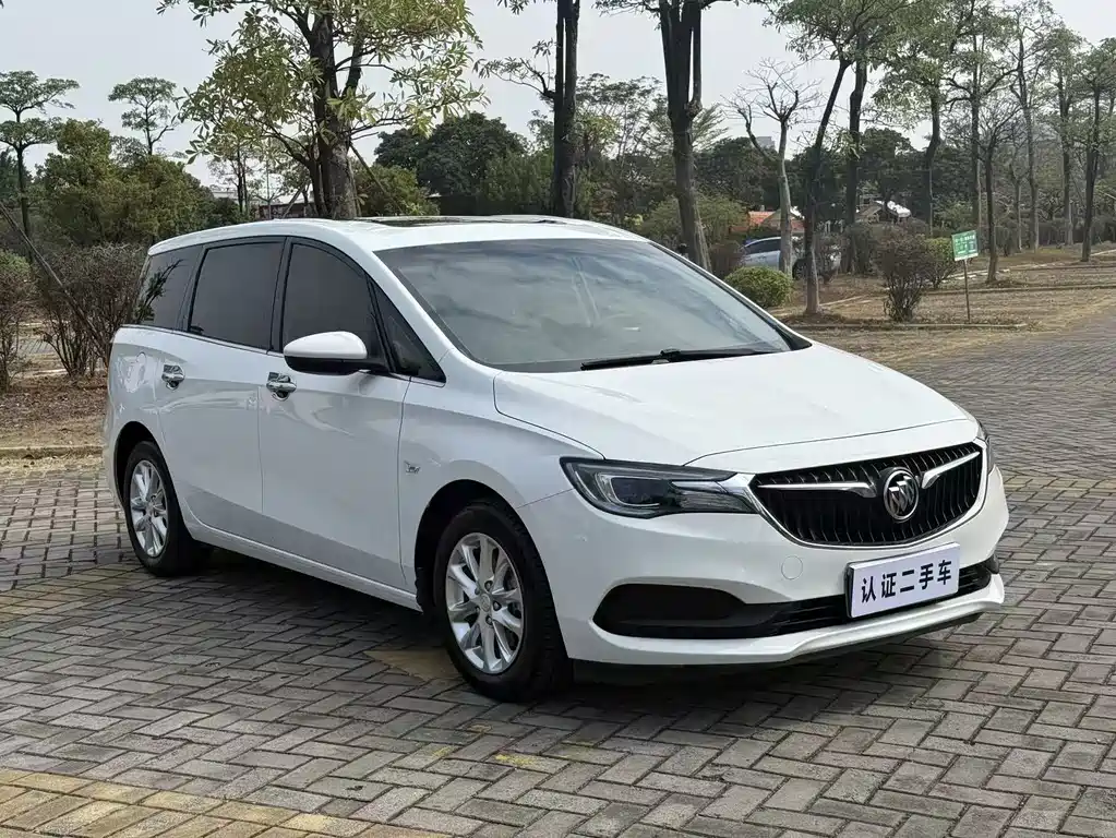 BUICK GL6