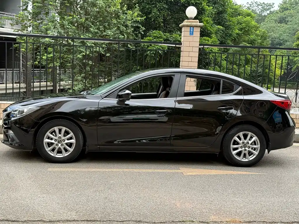 Mazda 3 Axela — миниатюра 5