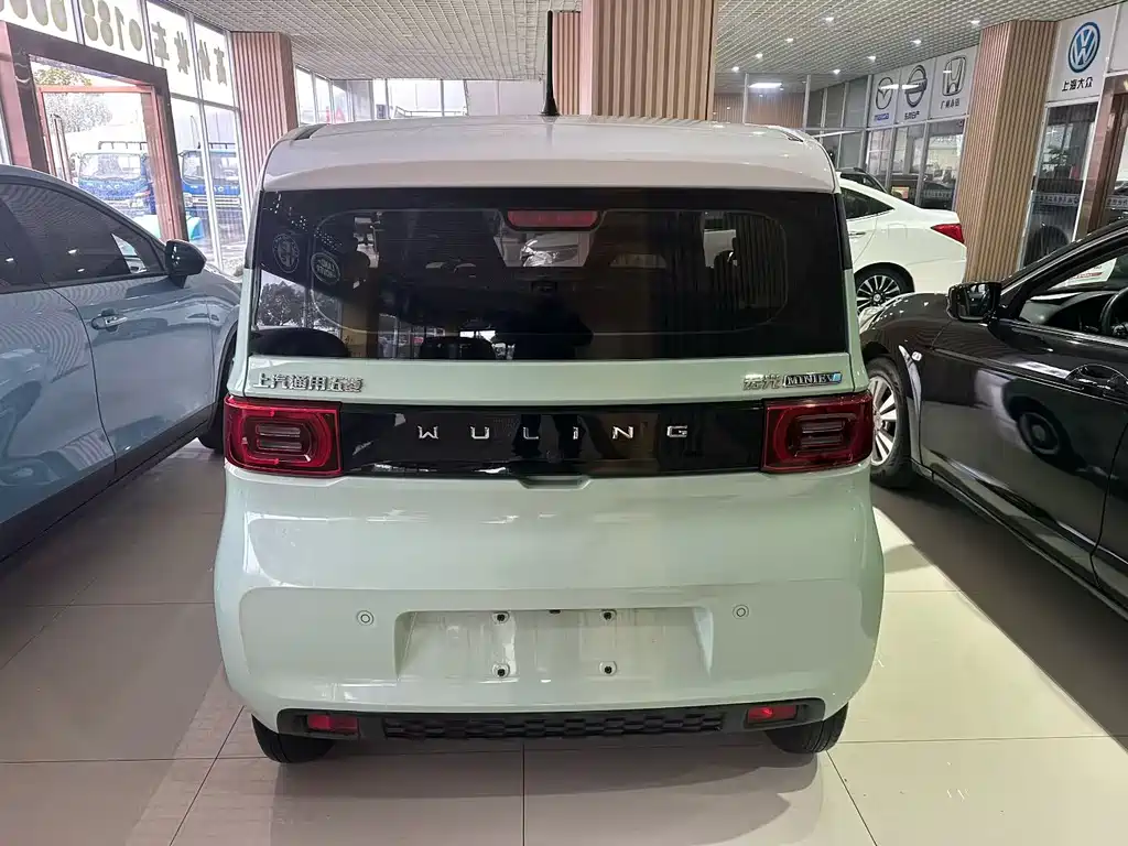 Wuling MINIEV — миниатюра 5